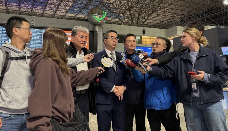 為臺灣產業突圍、為百姓找出路、為和平搭橋     蕭旭岑副主席率團赴北京出席「兩岸交流合作前瞻論壇」